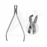 Distal End Cutter Mini Wire Holder. With Hard Metal Inserts. Length: 14.0 cm, Wire Thickness: F 0.56 X 0.70 mm / 22 X 28 , 14 cm <br>(AI-W-070-14)